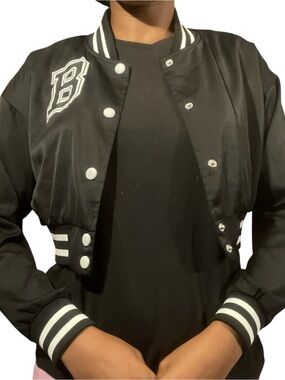 cropped varsity black jacket Letter B in good condition